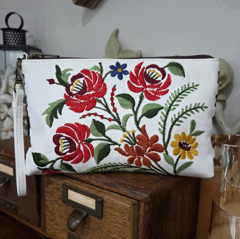 Isabella Fiore Floral Embroidered White Clutch Wristlet bag